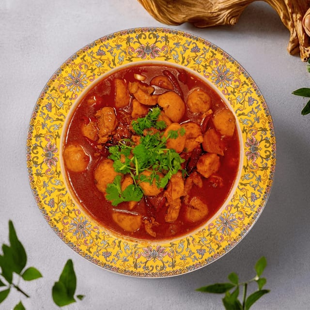 Braised Chicken with Taro / 芋儿烧鸡.