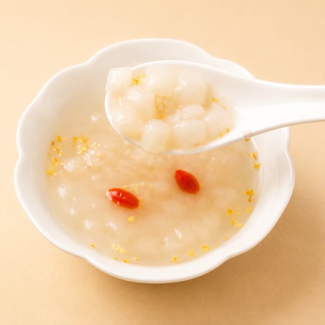 Glutinous Rice Balls in Sweet Rice Wine / 酒酿糯米丸.