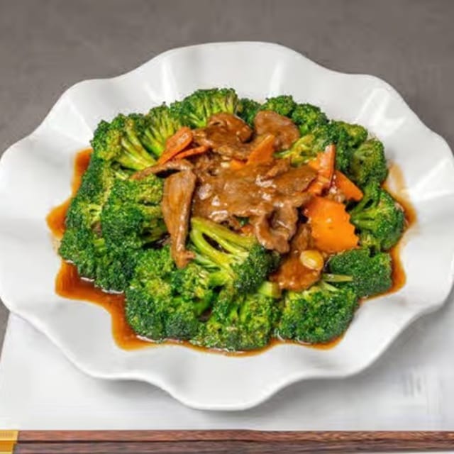 Broccoli Beef / 芥兰牛.